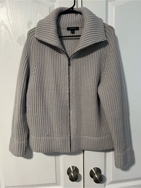 Ann Taylor Light Gray Ribbed Zip-Front Knit Jacket